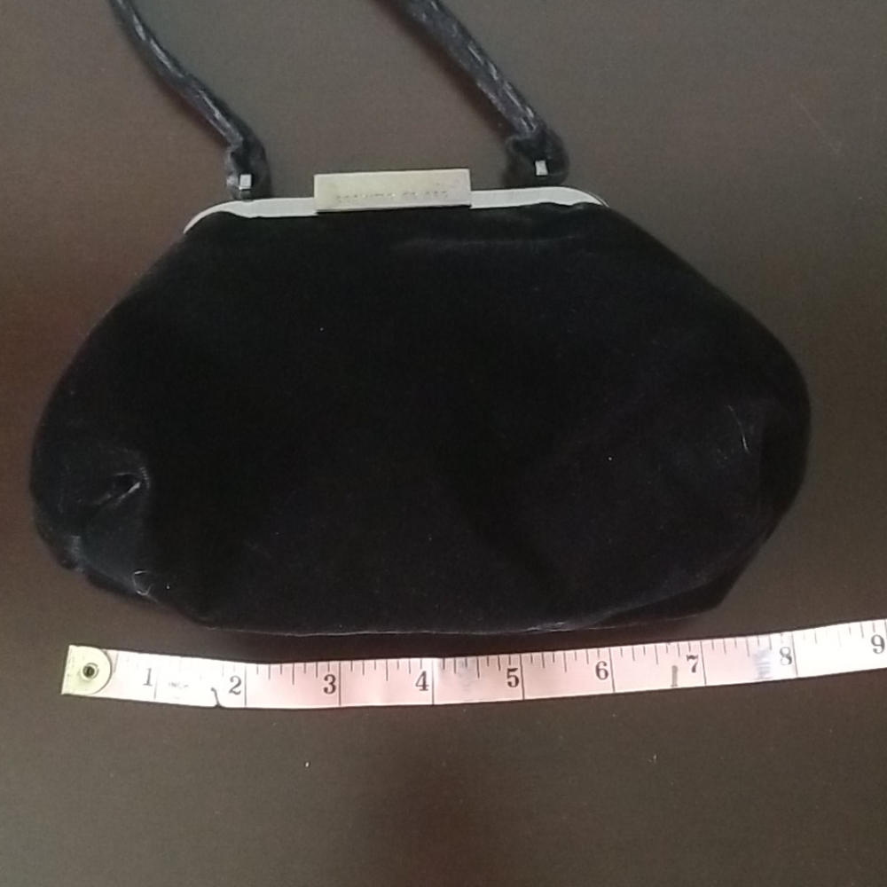 Mini Handheld Purse - Picture 10 of 12